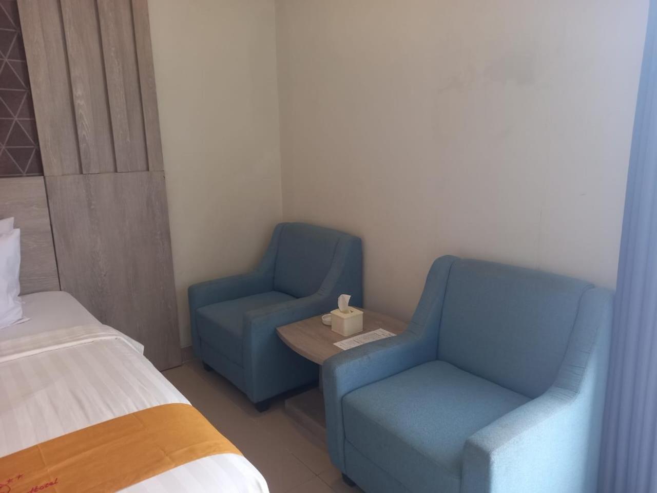 Urbanview Hotel Dedy Jaya Brebes Екстер'єр фото