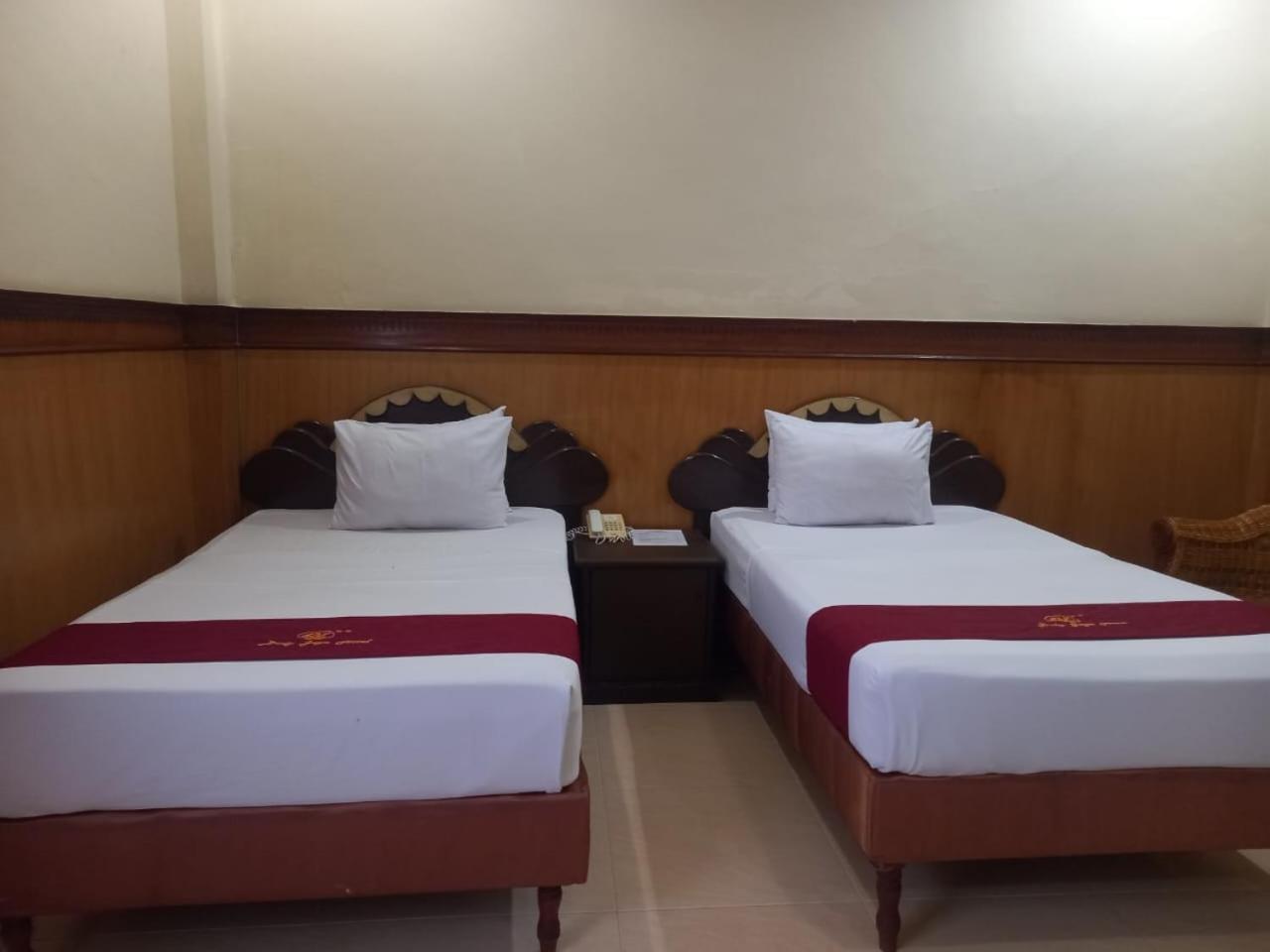 Urbanview Hotel Dedy Jaya Brebes Екстер'єр фото